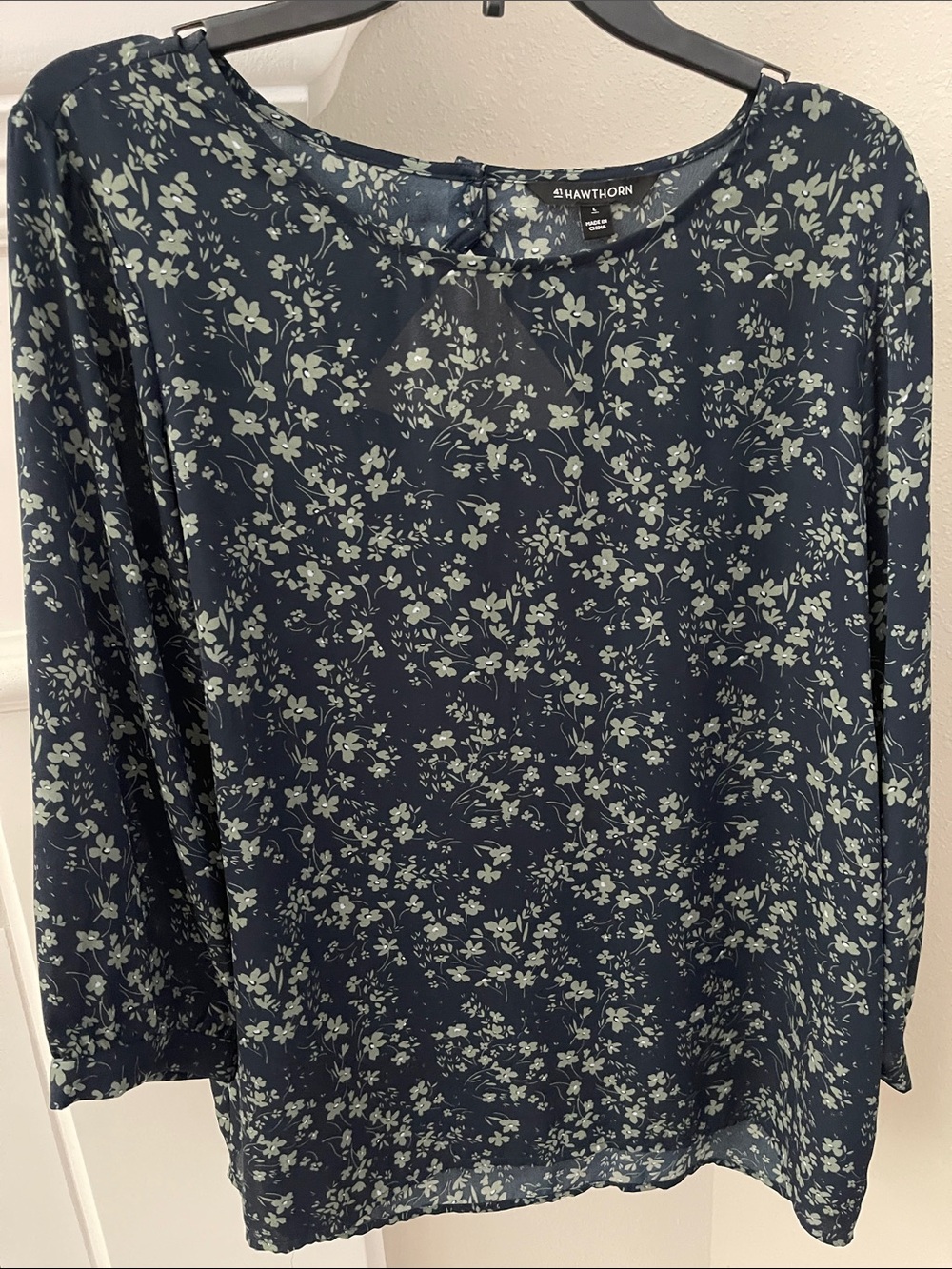 41 Hawthorn Navy Floral Long-Sleeve Top with Mint Print